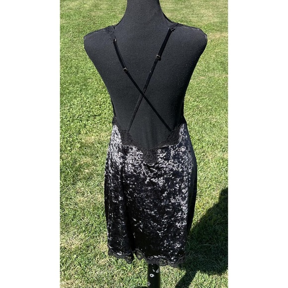 Victoria's Secret Chemise Womens Large Black Crushed Velvet Lace Trim Lingerie - Picture 5 of 10